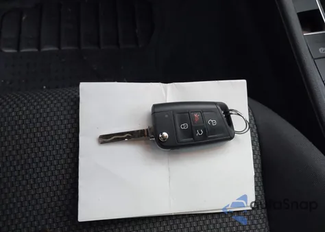 2021 Volkswagen Jetta 1.4T R-Line/1.4T S/1.4T Se из США, поврежденный, VIN 3VWC57BU3MM038202